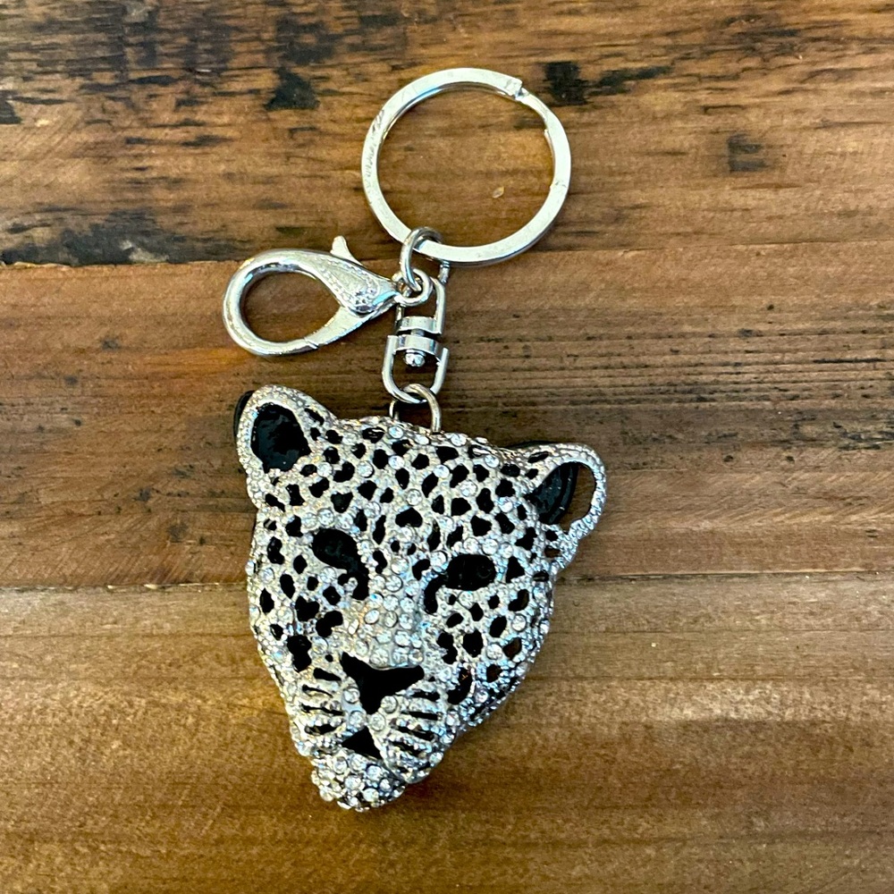 Tiger rhinestone keychain